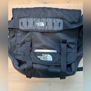 North Face cross body laptop Messenger bag